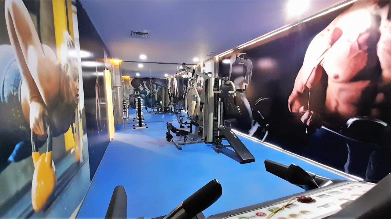 Zodiac Hotel Apartments Fahaheel Кувейт Екстериор снимка