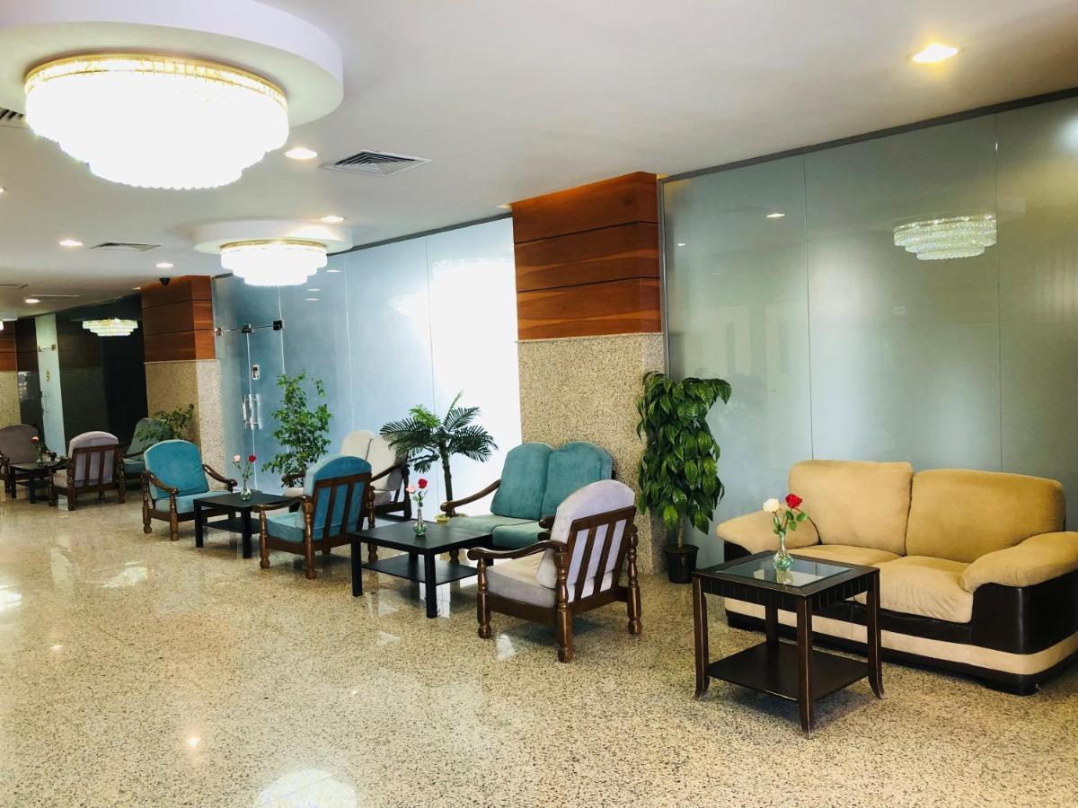 Zodiac Hotel Apartments Fahaheel Кувейт Екстериор снимка
