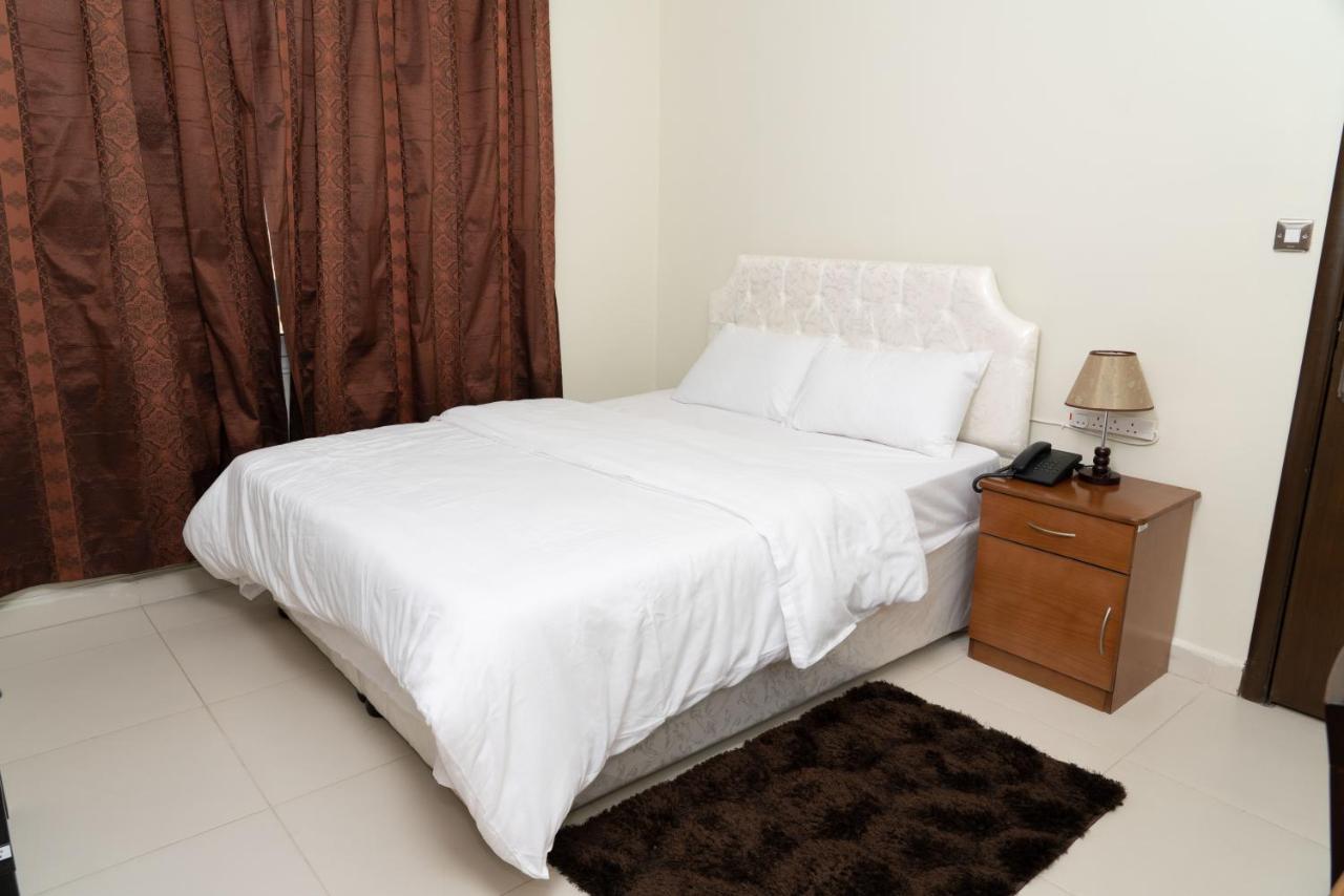 Zodiac Hotel Apartments Fahaheel Кувейт Екстериор снимка