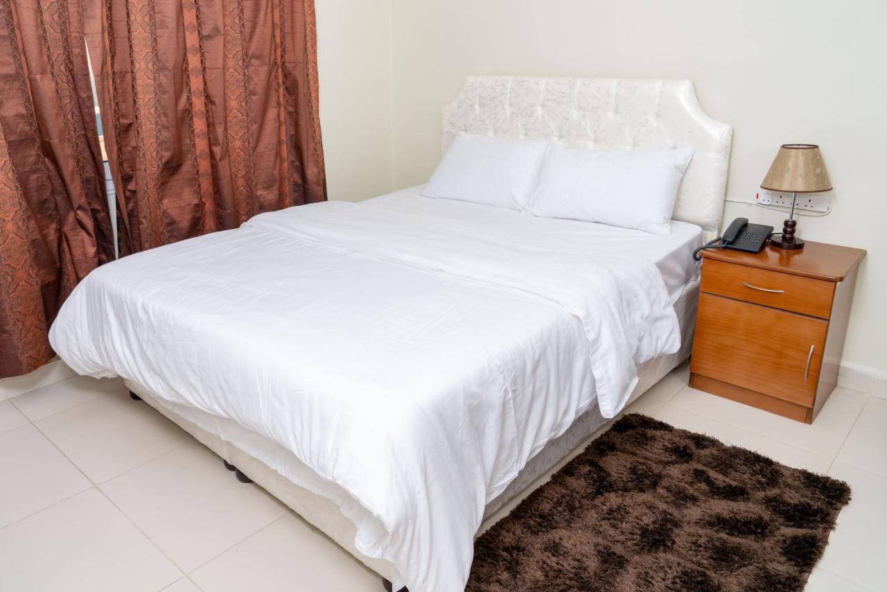 Zodiac Hotel Apartments Fahaheel Кувейт Екстериор снимка