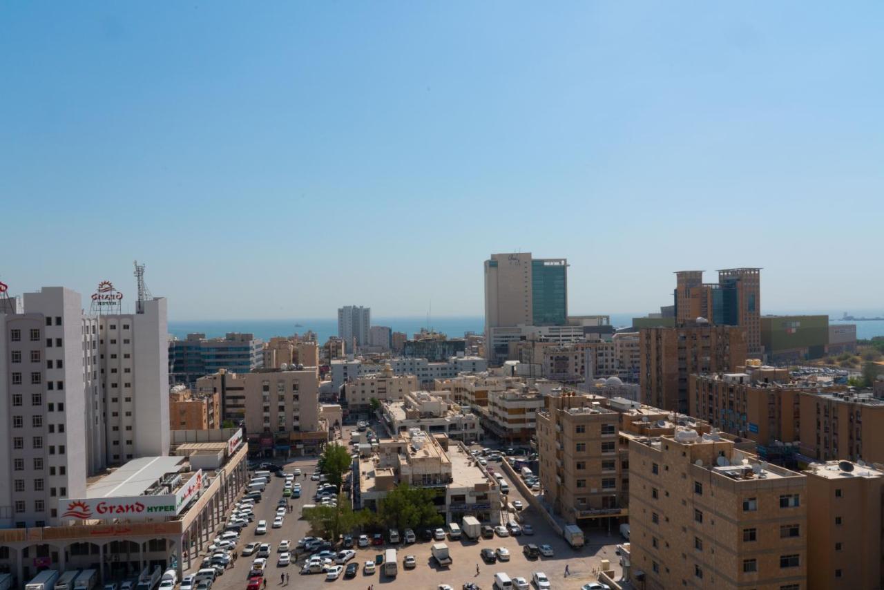 Zodiac Hotel Apartments Fahaheel Кувейт Екстериор снимка
