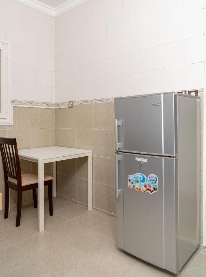Zodiac Hotel Apartments Fahaheel Кувейт Екстериор снимка
