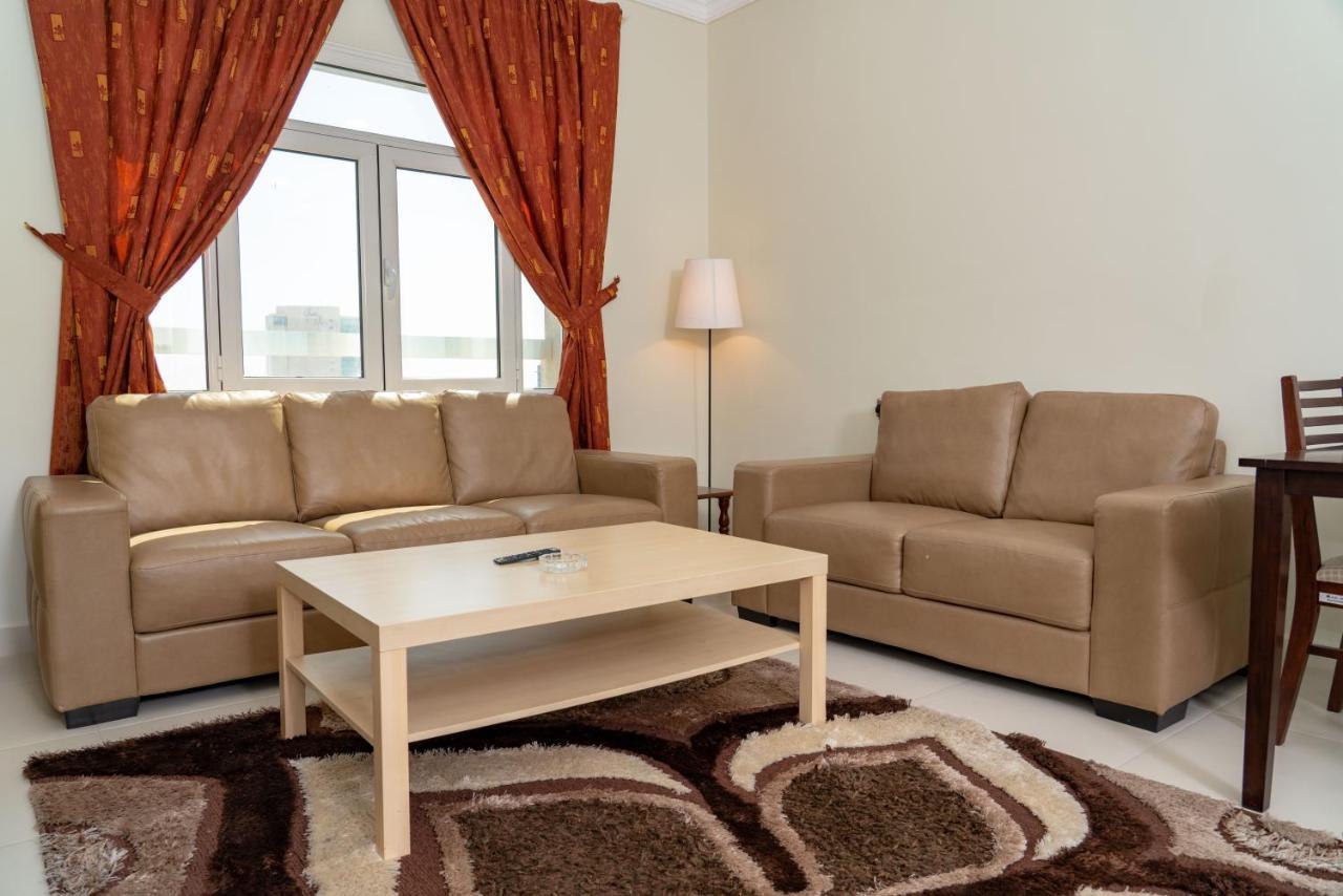 Zodiac Hotel Apartments Fahaheel Кувейт Екстериор снимка